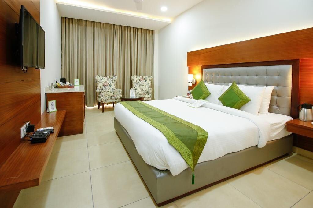 Mint Hotel Premia Chandigarh, Zirakpur Exterior photo