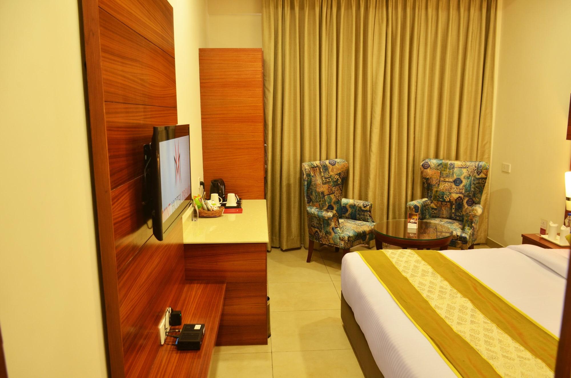 Mint Hotel Premia Chandigarh, Zirakpur Exterior photo